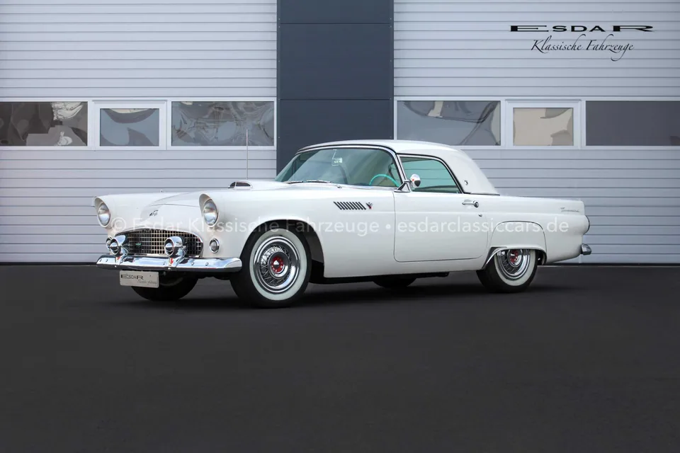 Ford Thunderbird